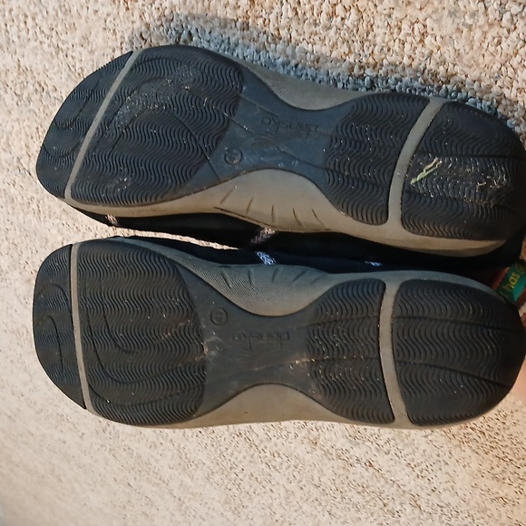 Dansko Harlyn Black suede comfort shoe. Size 41. Womens 8.5 - Picture 5 of 7